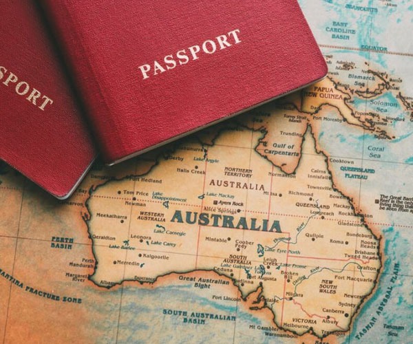 Australia migration from UAE